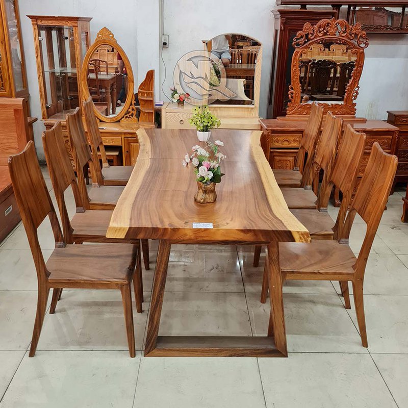 bàn ăn gỗ tự nhiên
